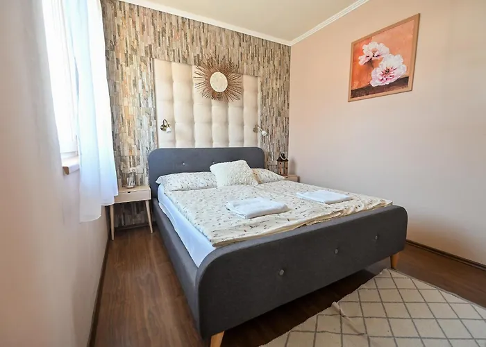 Bellavista 1 * Eger