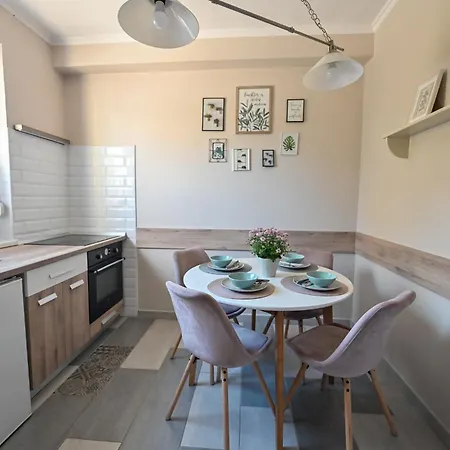 Bellavista 1 Apartman * Eger